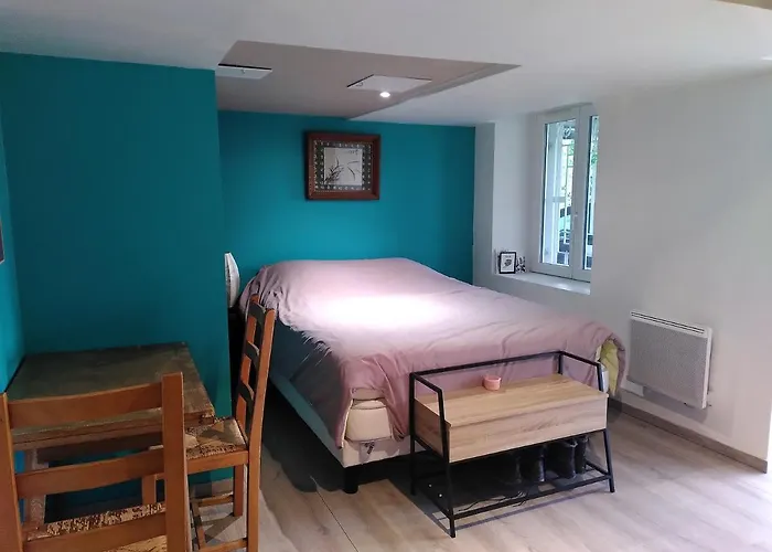La De La Maison Bleue Апартаменты