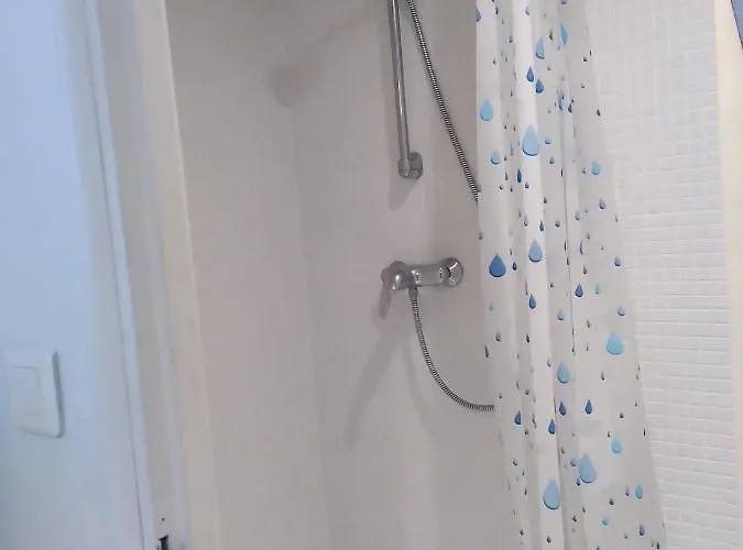 Апартаменты La De La Maison Bleue *