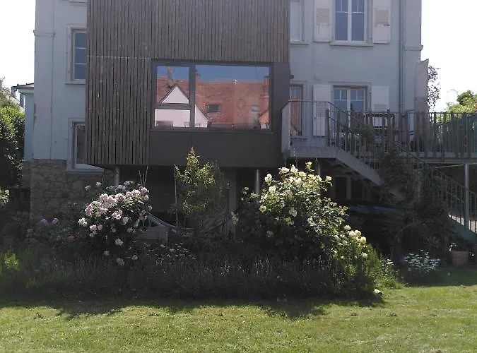 La De La Maison Bleue Апартаменты